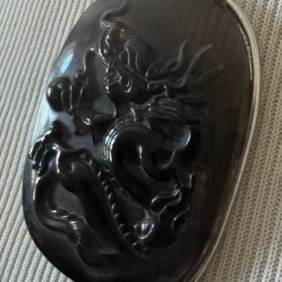 Dragon Gray Quartz Pendant Necklace | 2.5" Pendant +18" Necklace | NWT - Picture 6 of 9